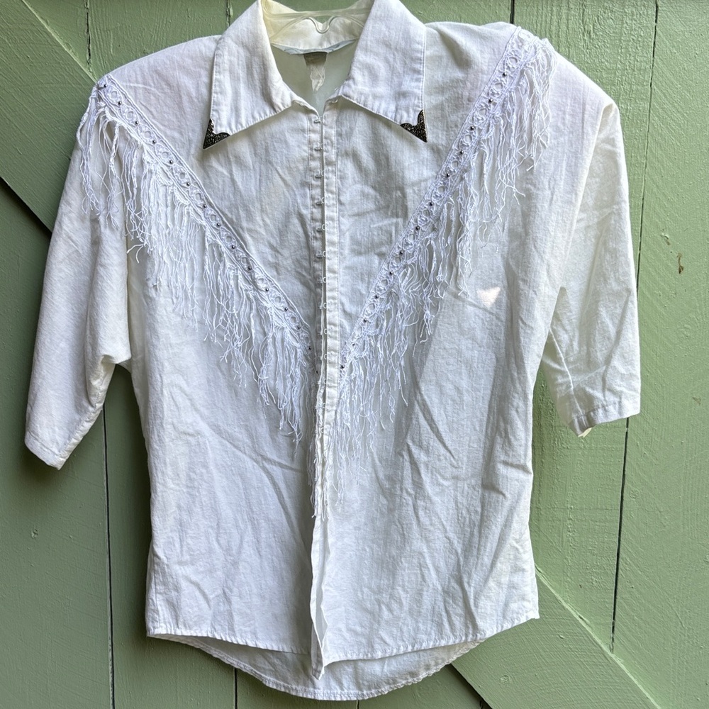 Lilia Smitty Vintage White Fringe Button-Down Western Shirt - Women